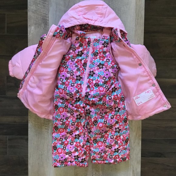 OshKosh B'Gosh Infant Snowsuit - Picture 2 of 7